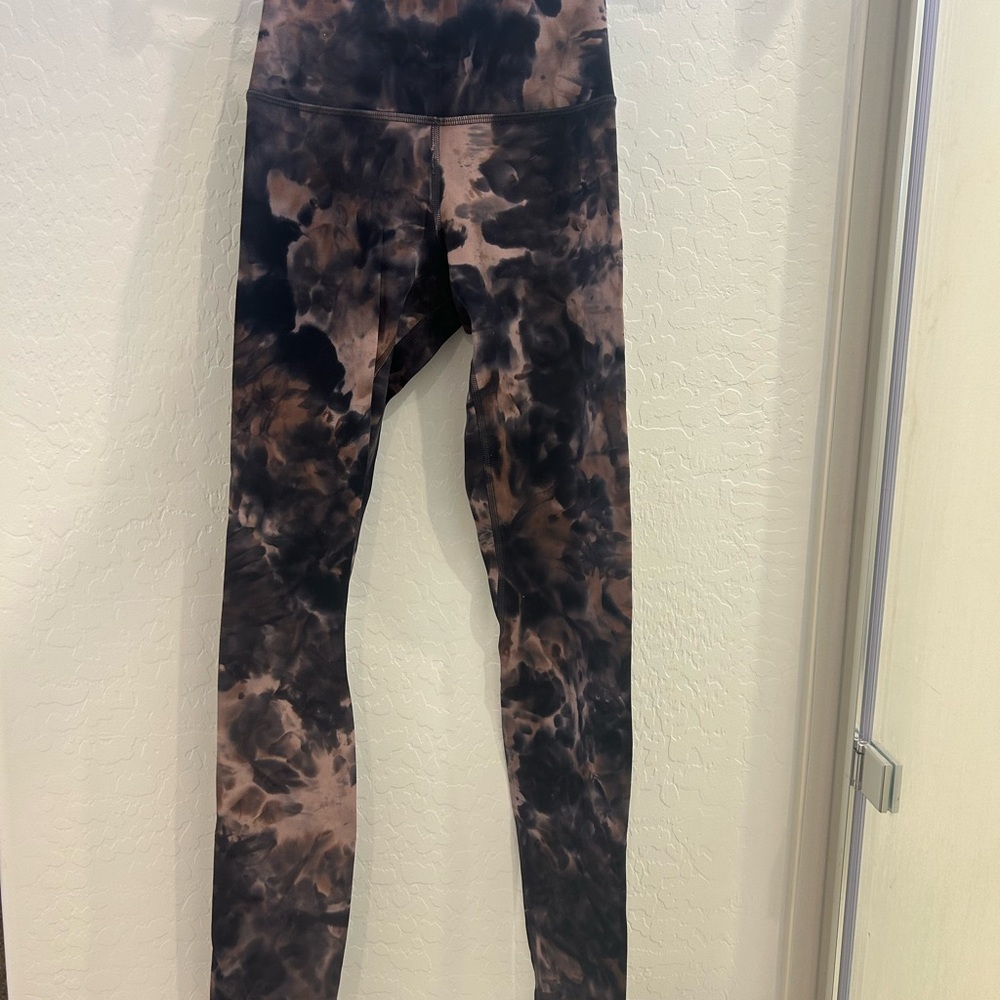 lululemon athletica Black and Brown Cropped Pants